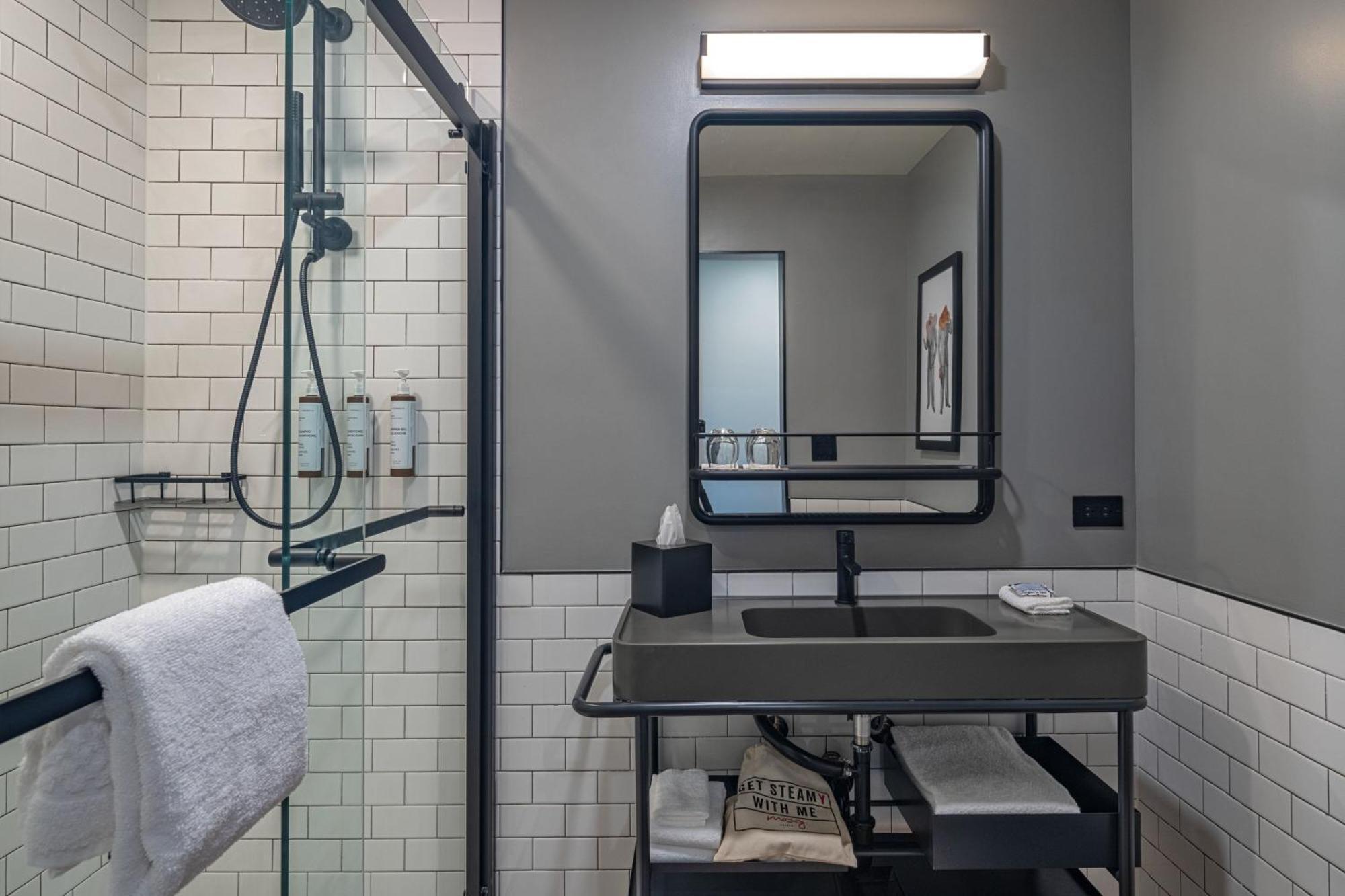 Moxy Phoenix Downtown Экстерьер фото